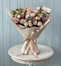 Букет цветов из:  Розы и Лизиантусы #REPLACE_PRED# Осеево