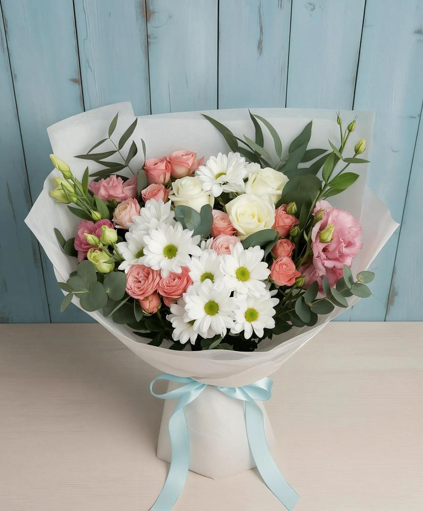 Букет цветов из: Розы, Лизиантусы и Хризантемы в Осеево