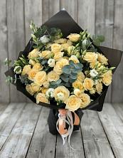 Букет цветов из:  Розы и Лизиантусы в Осеево