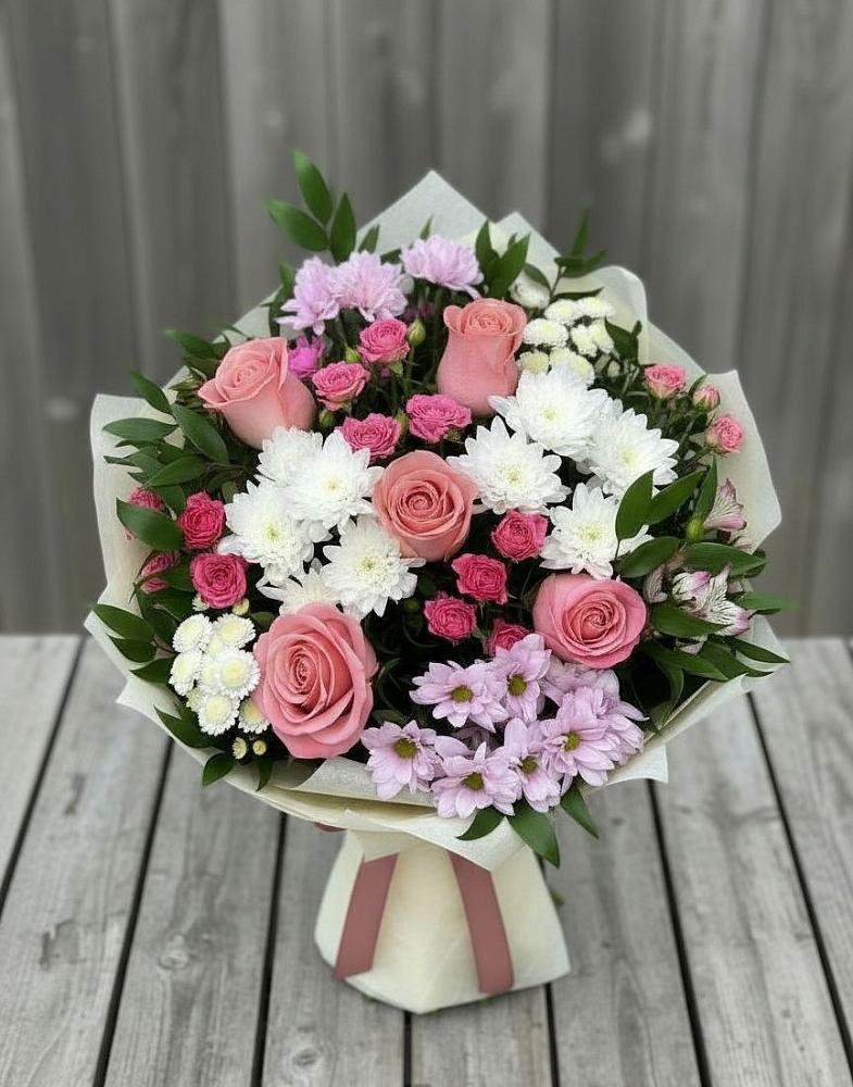 Букет цветов из: Альстромерии, Гвоздики, Розы и Хризантемы в Осеево