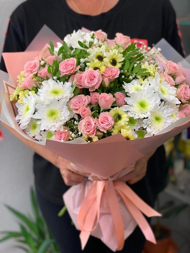 Букет цветов из: Розы и Хризантемы в Осеево