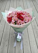Букет цветов из:  Альстромерии в Осеево