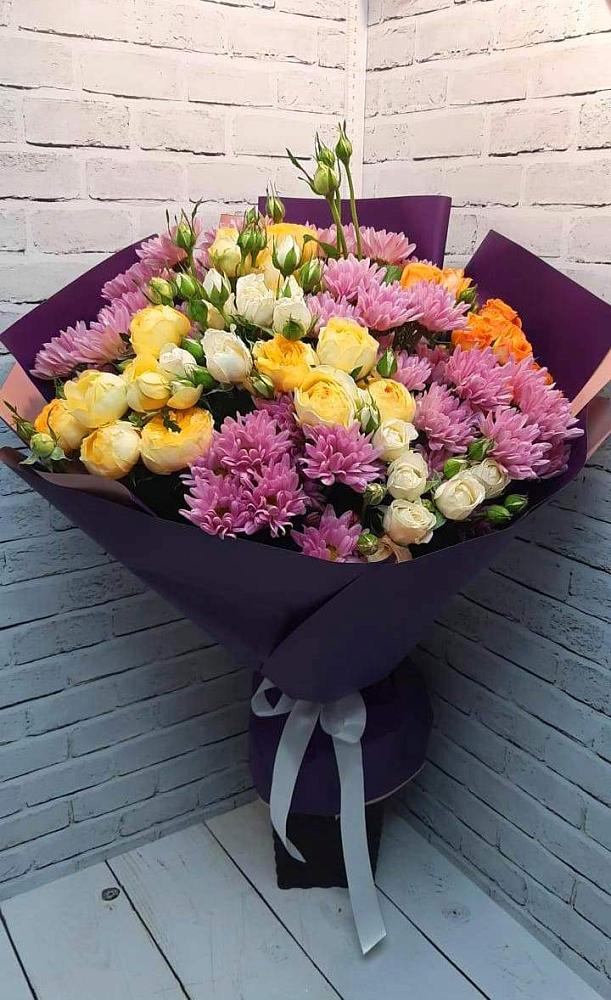 Букет цветов из: Хризантемы и Розы в Осеево