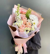 Букет цветов из:  Хризантемы и Розы в Осеево