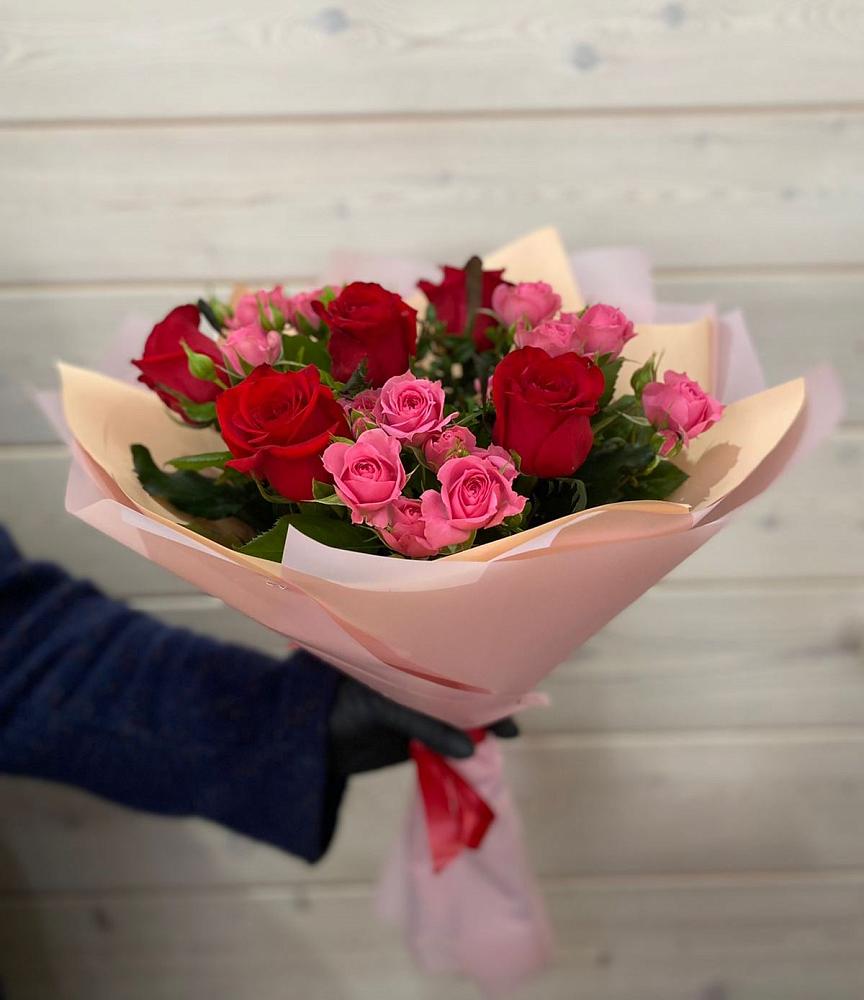 Букет цветов из: Розы в Осеево